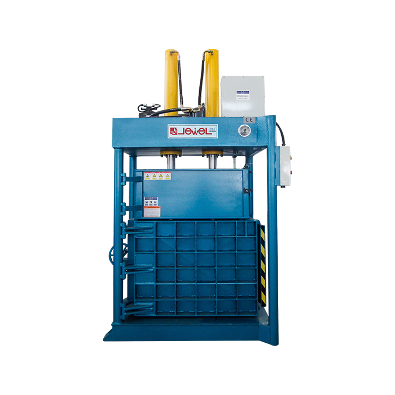 Magna Vertical Quattuor Door Opening Baler