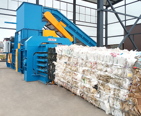 Multifunctional Baler Solutio pro Belarus Redivivus Centre